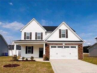 201 Watercress Ln, Raeford, NC 28376