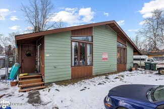 310 & 312 Bolin St, Anchorage, AK 99504