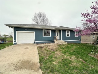 71 NW 271st Rd, Centerview, MO 64019