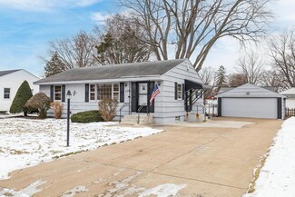 5388 Altura Rd NE, Minneapolis, MN 55421