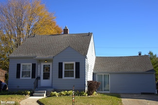 29868 Park St, Roseville, MI 48066