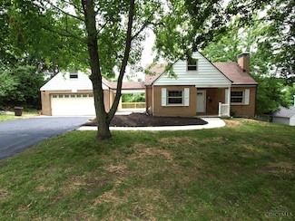3527 Reemelin Rd, Cincinnati, OH 45211