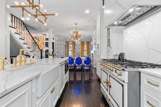 11 Beckler Ave, Boston, MA 02127