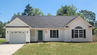 1 Willetts Dr, Southport, NC 28461