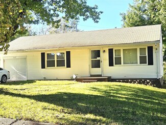 9137 Darnell Place, Saint Louis, MO 63136