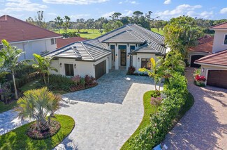 13693 Rivoli Dr, Palm Beach Gardens, FL 33410