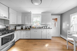 344 Enfield Rd, Lincoln, ME 04457