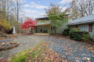506 Rabbit Run, Marshall, NC 28753