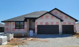 620 W Butterfield Dr, Nixa, MO 65714