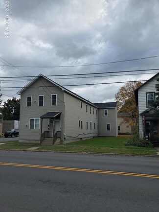 790 2nd Ave, Troy, NY 12182