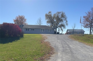 209 E Sunset Dr, Hale, MO 64643