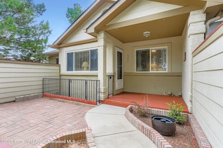 561 Ridgeview Dr, Louisville, CO 80027