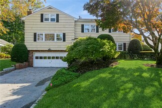 629 Shore Acres Dr, Mamaroneck, NY 10543