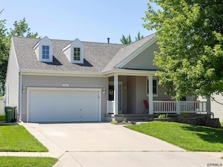 2911 Kelly Dr, Bellevue, NE 68123