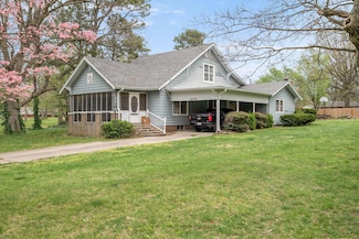 1205 13th St, Monett, MO 65708