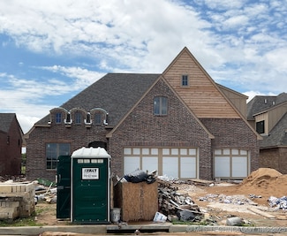 2705 W Twin Oaks St, Broken Arrow, OK 74011