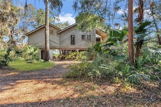 1898 E Black Island Rd SE, Darien, GA 31305