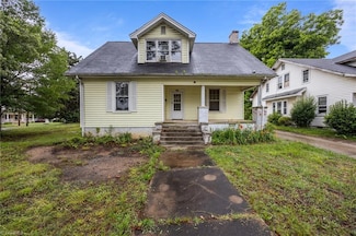 421 E Morehead St, Burlington, NC 27215