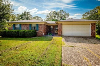 8101 Merriwood Place, Sherwood, AR 72120