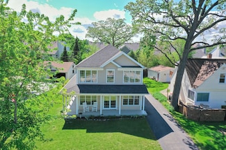 34017 N Prospect Dr, Grayslake, IL 60030