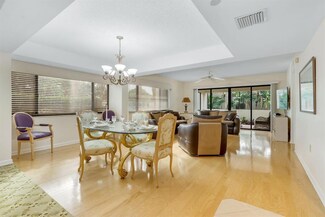 511 Oak Harbour Dr, Juno Beach, FL 33408