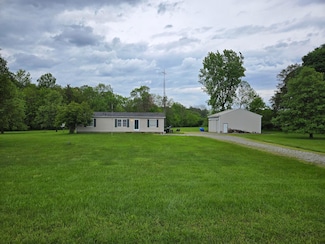 171 Horseshoe Rd, Wilmington, OH 45177