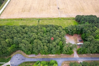 18 Suttons Landing Rd, Hertford, NC 27944