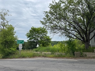11 State St, Augusta, ME 04330