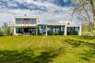 5980 Cherry Hill Rd, Ann Arbor, MI 48105