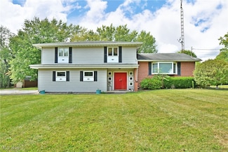 3219 Morrow Dr, Cortland, OH 44410