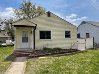 2711 6th Ave, Council Bluffs, IA 51501