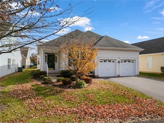 1783 Creek View Ct, Macungie, PA 18062