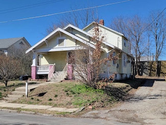 115 N Bell Ave, Marshall, MO 65340