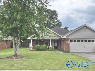 5035 Montauk Trail SE, Owens Cross Roads, AL 35763