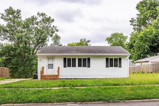 4110 SE 11th St, Des Moines, IA 50315