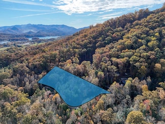 .56 Penland Rd, Hayesville, NC 28904