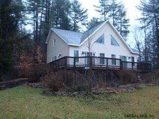 13 Fuller Dr, Corinth, NY 12822