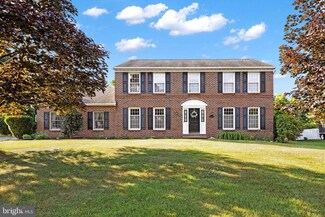 11 Heather Ct, Douglassville, PA 19518