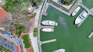 13 Harbour Town Yacht Basin, Hilton Head Island, SC 29928
