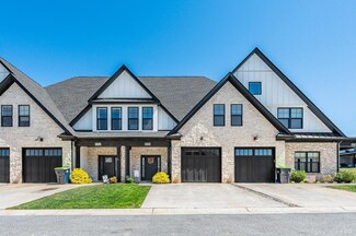 1015 Coles Ct, Forest, VA 24551