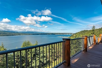 53 Combs Place, Port Townsend, WA 98368