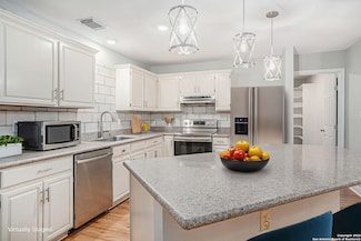 6322 Regency Manor, San Antonio, TX 78249