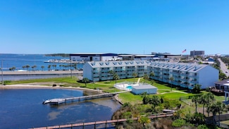 3600 Thomas Dr Unit D302, Panama City, FL 32408
