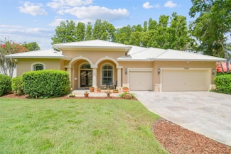 17906 Loretta Ln, Lutz, FL 33548