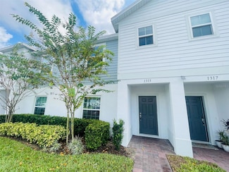 1313 Blazing Star Ln, Davenport, FL 33837