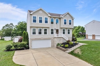 26 Giant Oak Dr, Baden, PA 15005