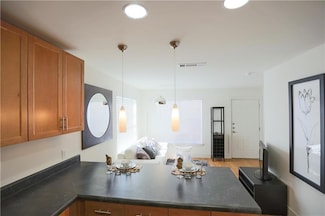 711 W 32nd St Unit 141, Austin, TX 78705
