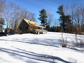 32 Mill St, Lisbon, ME 04250