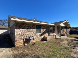 2509 Normont Cir, Fort Worth, TX 76103