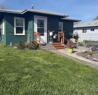 2249 White Ave, Klamath Falls, OR 97601